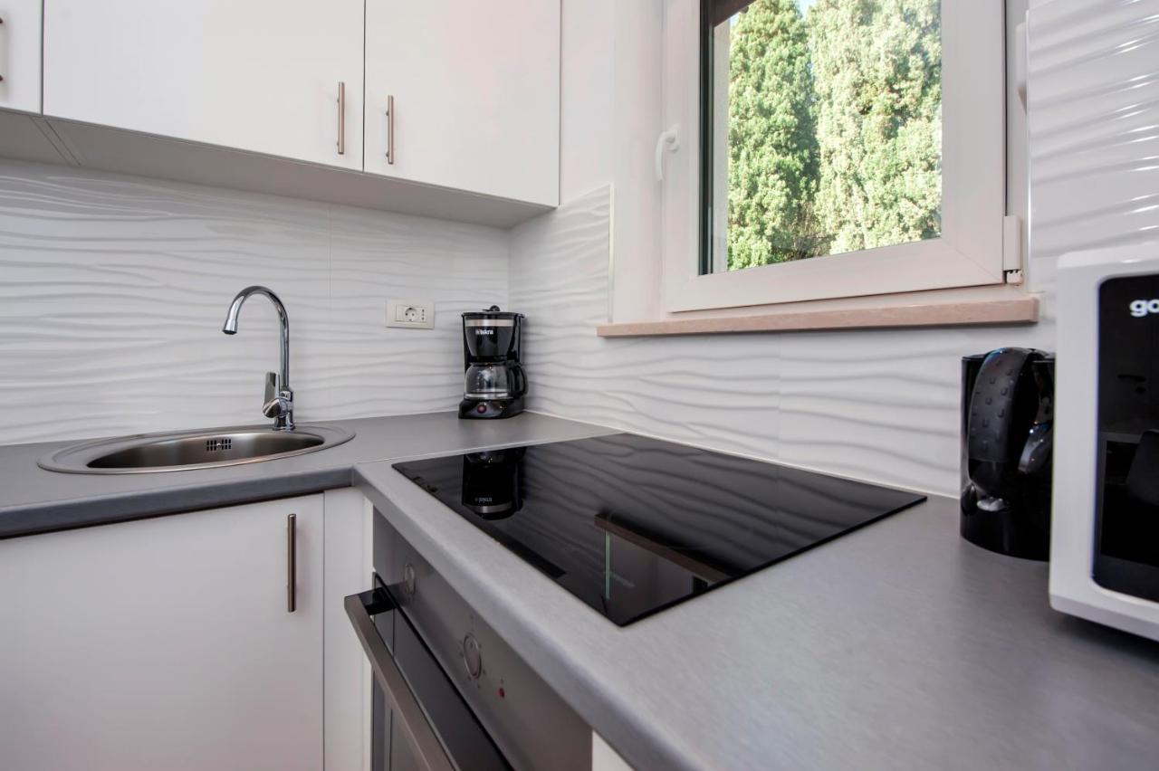 Apartmani Brajkovic Ровінь Екстер'єр фото