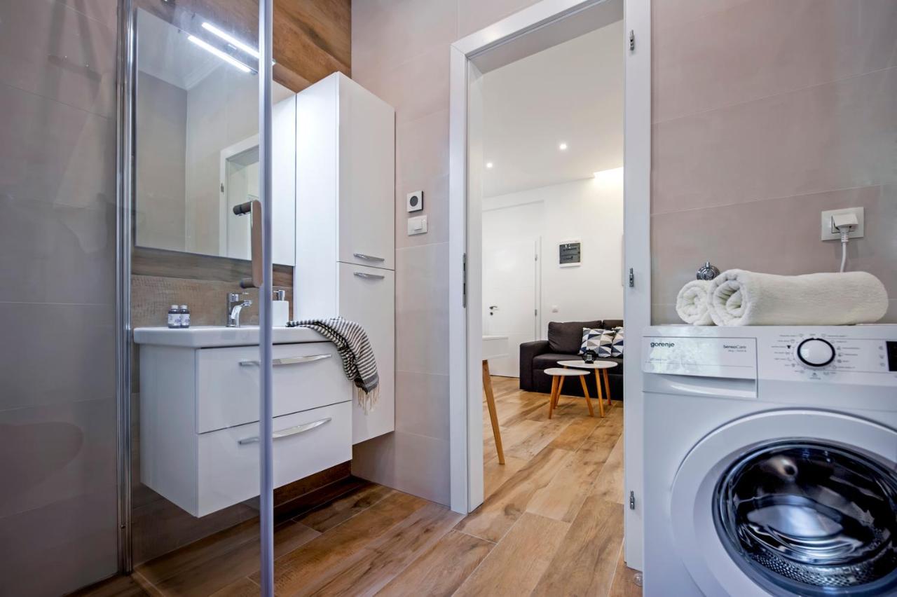 Apartmani Brajkovic Ровінь Екстер'єр фото