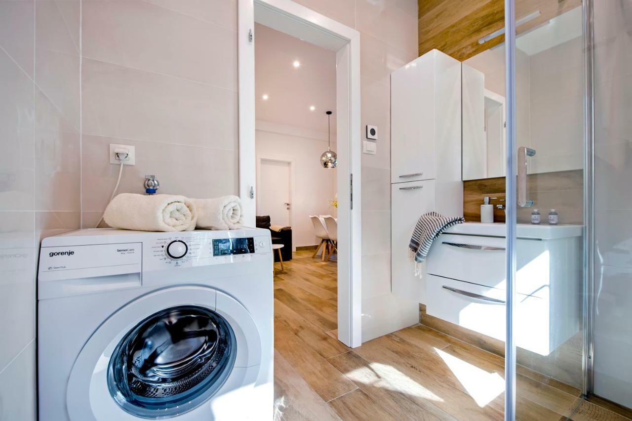 Apartmani Brajkovic Ровінь Екстер'єр фото